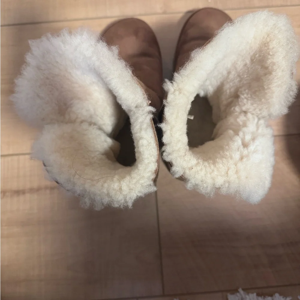 UGG Brown Shearling Winter Boots